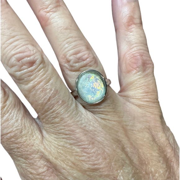 Silver and Iridescent White Oval Moonstone Ring - Picture 1 of 9